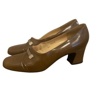JB Martin Womens Vintage Brown Heels